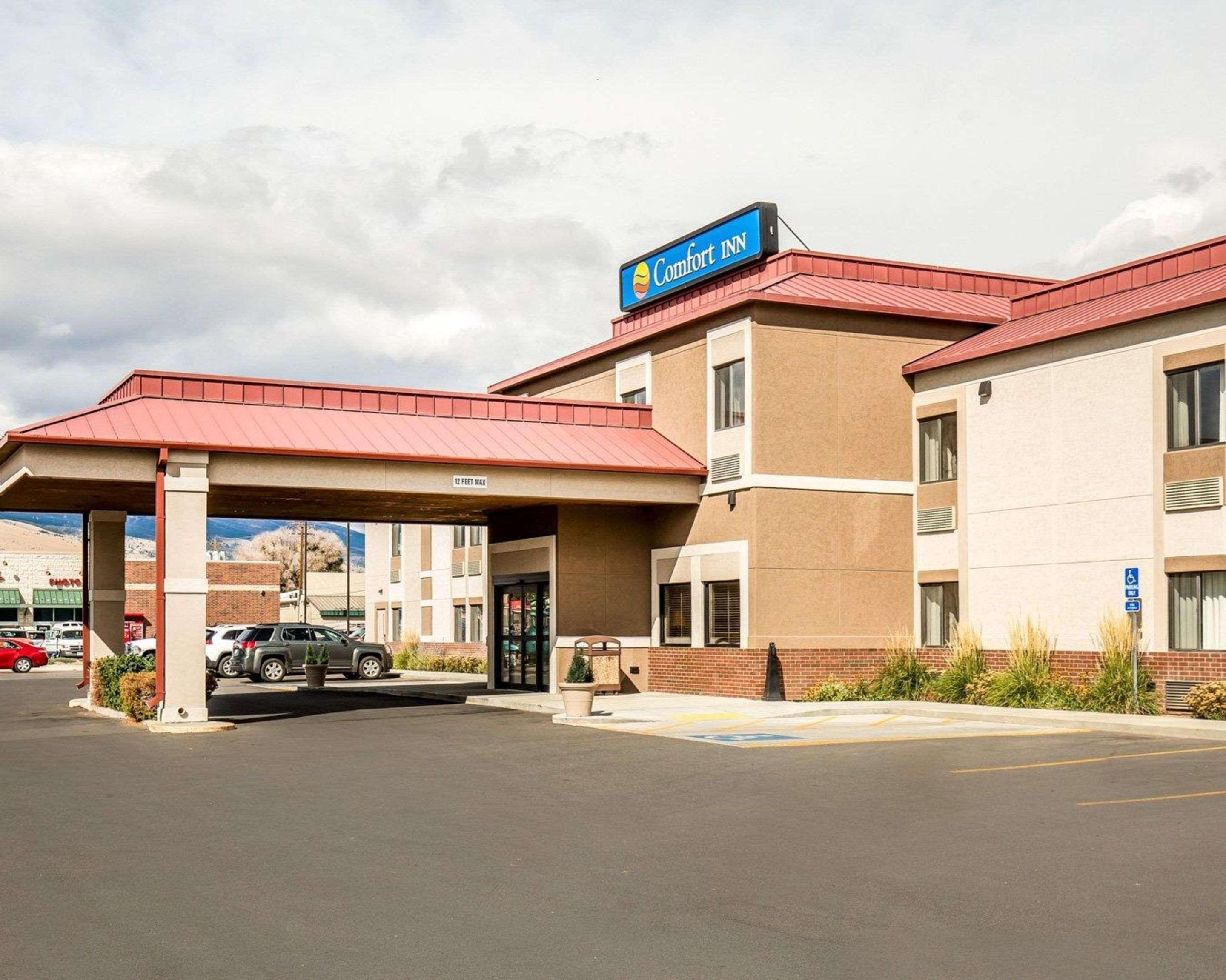 Comfort Inn At Buffalo Bill Village Resort Cody Exterior photo